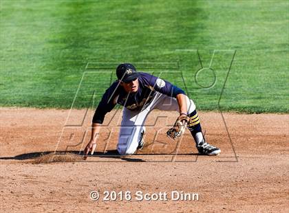 Thumbnail 3 in Menlo School vs Capuchino (CIF CCS D2 Semifinal) photogallery.