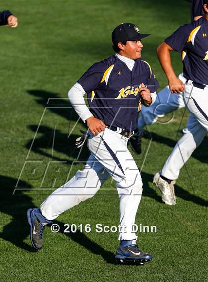 Thumbnail 3 in Menlo School vs Capuchino (CIF CCS D2 Semifinal) photogallery.