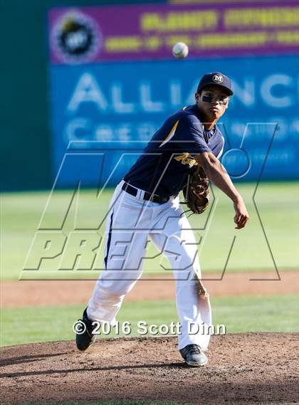 Thumbnail 3 in Menlo School vs Capuchino (CIF CCS D2 Semifinal) photogallery.