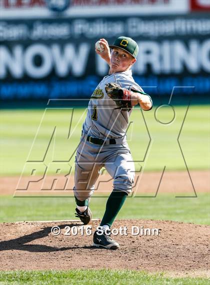 Thumbnail 3 in Menlo School vs Capuchino (CIF CCS D2 Semifinal) photogallery.