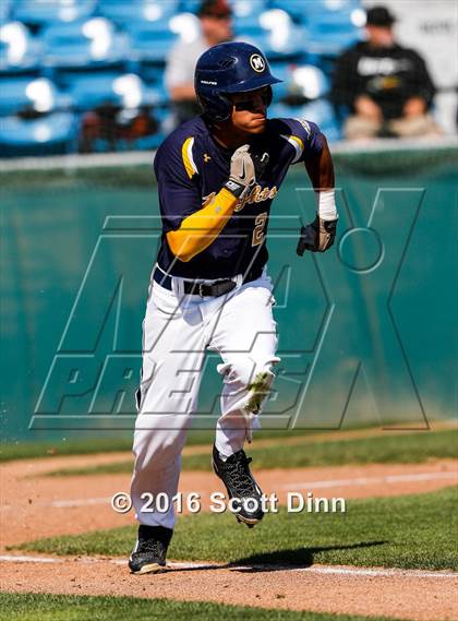 Thumbnail 3 in Menlo School vs Capuchino (CIF CCS D2 Semifinal) photogallery.