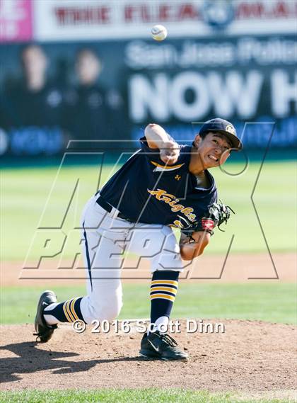 Thumbnail 2 in Menlo School vs Capuchino (CIF CCS D2 Semifinal) photogallery.