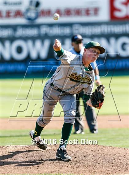 Thumbnail 2 in Menlo School vs Capuchino (CIF CCS D2 Semifinal) photogallery.