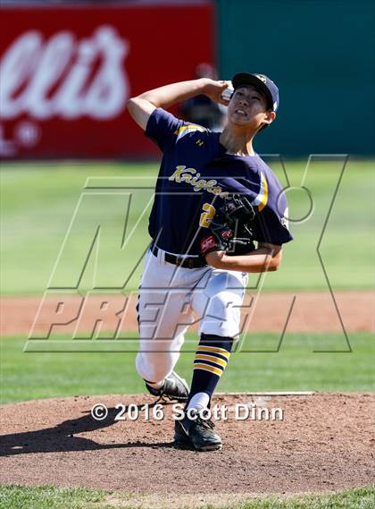 Thumbnail 2 in Menlo School vs Capuchino (CIF CCS D2 Semifinal) photogallery.