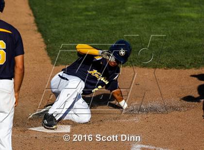 Thumbnail 3 in Menlo School vs Capuchino (CIF CCS D2 Semifinal) photogallery.