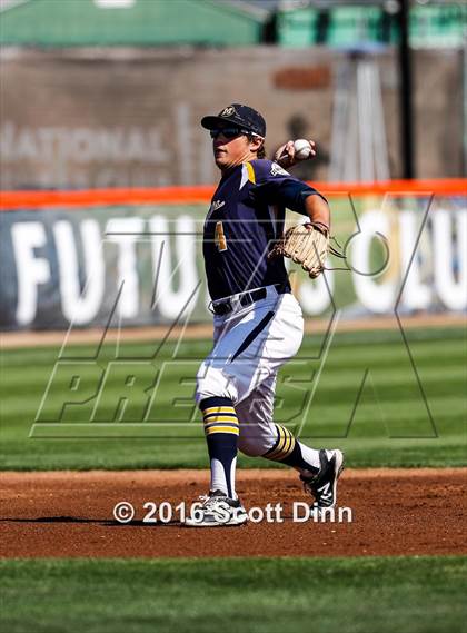 Thumbnail 2 in Menlo School vs Capuchino (CIF CCS D2 Semifinal) photogallery.