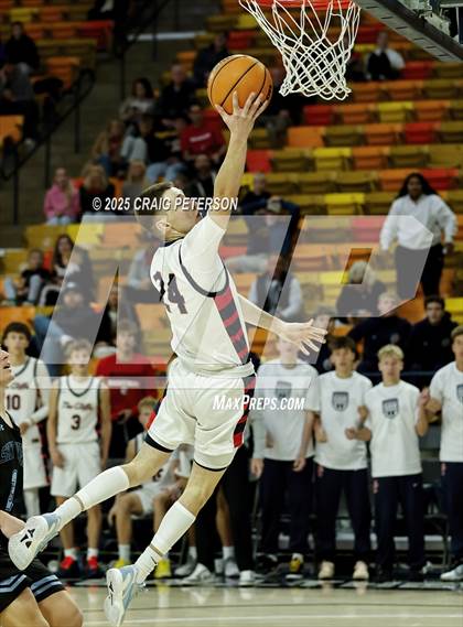 Thumbnail 3 in Crimson Cliffs @ Sky View photogallery.