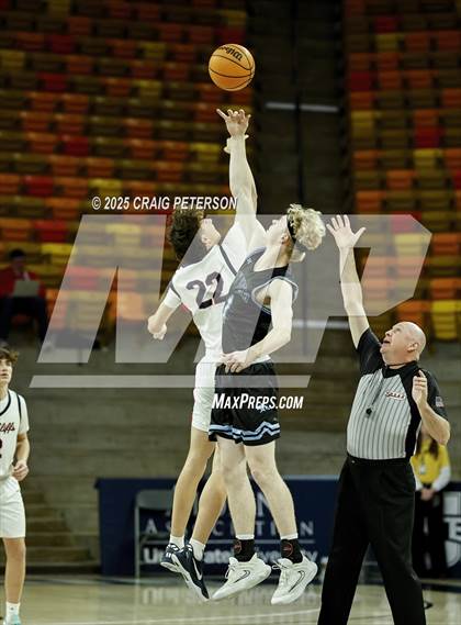 Thumbnail 1 in Crimson Cliffs @ Sky View photogallery.