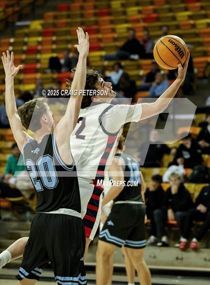 Thumbnail 1 in Crimson Cliffs @ Sky View photogallery.