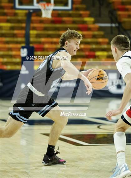 Thumbnail 3 in Crimson Cliffs @ Sky View photogallery.