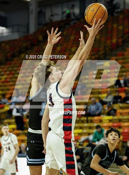 Thumbnail 2 in Crimson Cliffs @ Sky View photogallery.