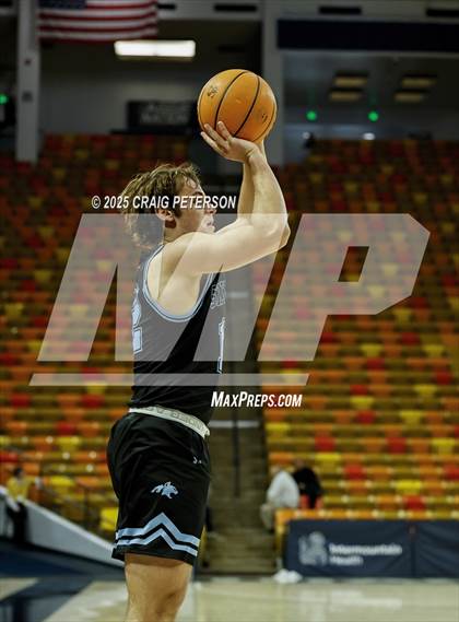 Thumbnail 3 in Crimson Cliffs @ Sky View photogallery.