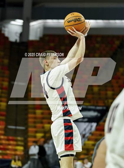 Thumbnail 3 in Crimson Cliffs @ Sky View photogallery.