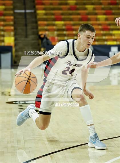 Thumbnail 2 in Crimson Cliffs @ Sky View photogallery.