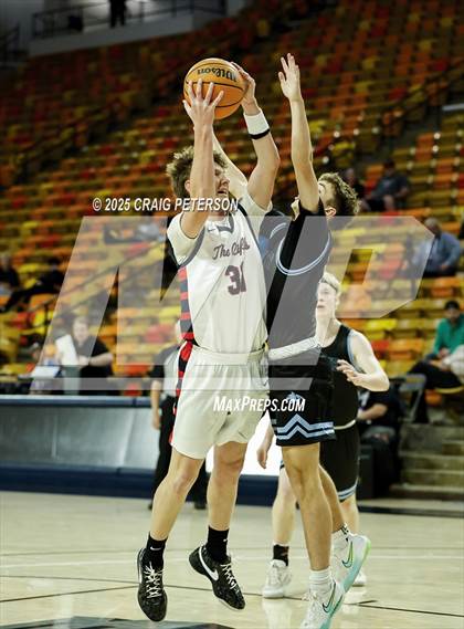 Thumbnail 2 in Crimson Cliffs @ Sky View photogallery.