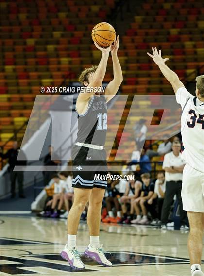 Thumbnail 1 in Crimson Cliffs @ Sky View photogallery.