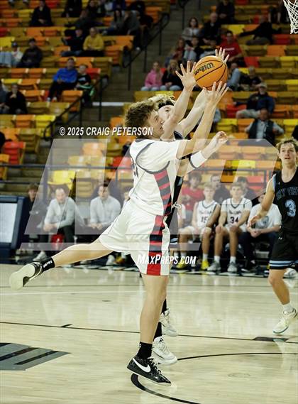 Thumbnail 2 in Crimson Cliffs @ Sky View photogallery.