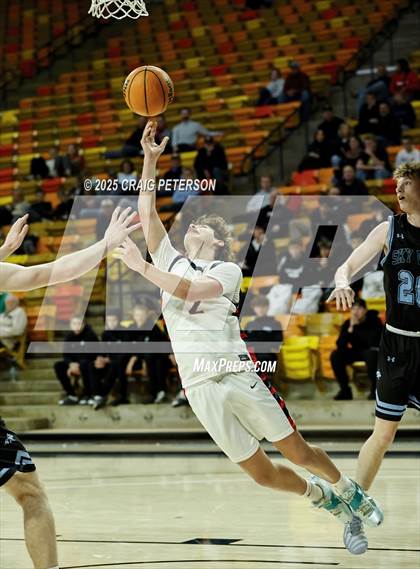 Thumbnail 3 in Crimson Cliffs @ Sky View photogallery.