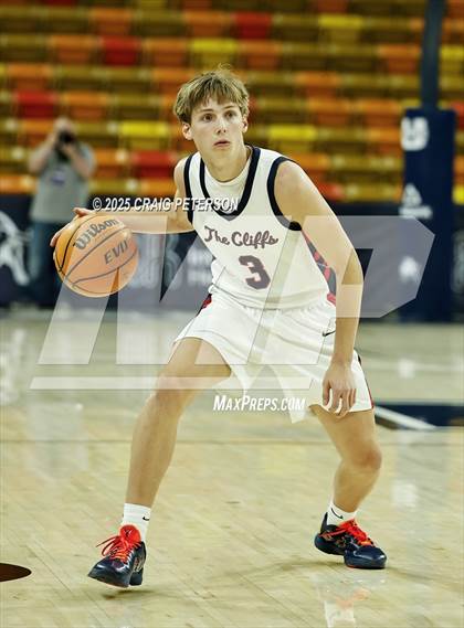 Thumbnail 2 in Crimson Cliffs @ Sky View photogallery.