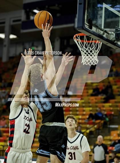 Thumbnail 2 in Crimson Cliffs @ Sky View photogallery.