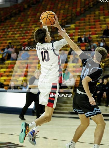 Thumbnail 1 in Crimson Cliffs @ Sky View photogallery.