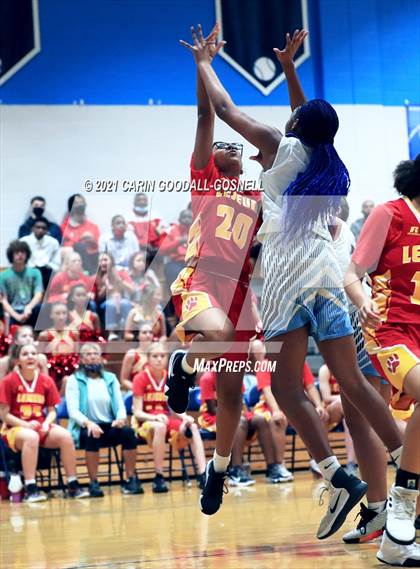Thumbnail 3 in Lejeune @ Swansboro photogallery.