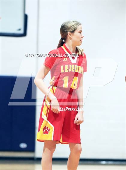 Thumbnail 3 in Lejeune @ Swansboro photogallery.