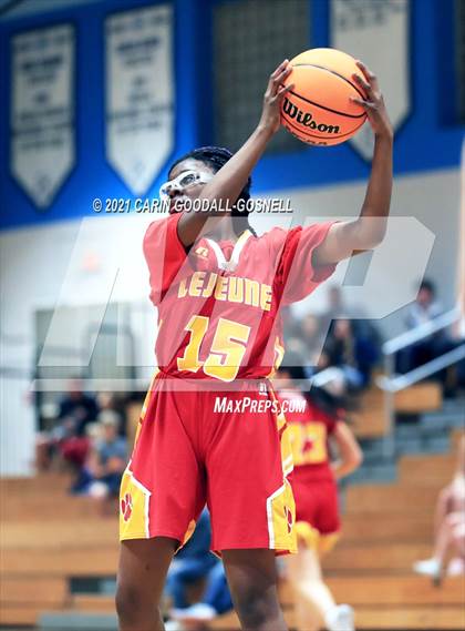 Thumbnail 3 in Lejeune @ Swansboro photogallery.