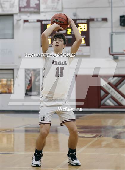 Thumbnail 1 in Navarre @ Niceville photogallery.