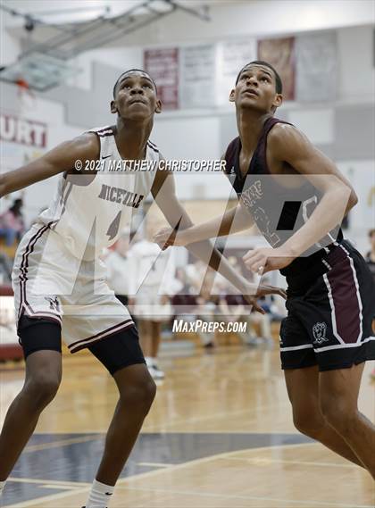 Thumbnail 2 in Navarre @ Niceville photogallery.