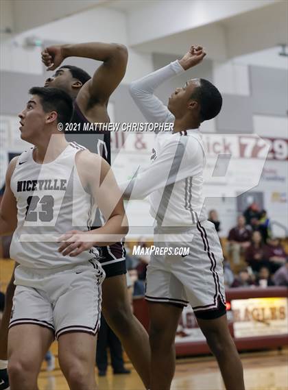 Thumbnail 1 in Navarre @ Niceville photogallery.