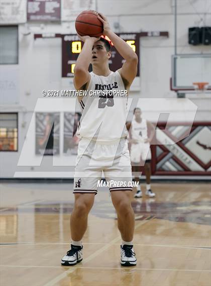 Thumbnail 3 in Navarre @ Niceville photogallery.