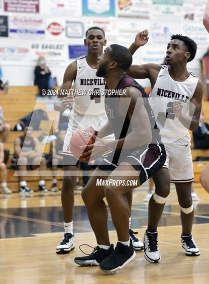 Thumbnail 3 in Navarre @ Niceville photogallery.