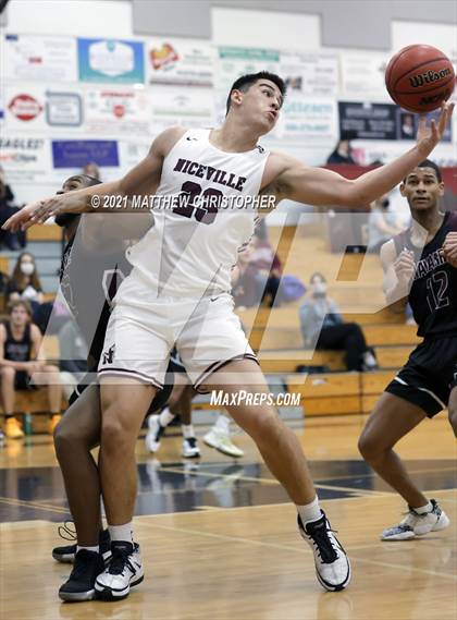 Thumbnail 2 in Navarre @ Niceville photogallery.