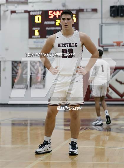 Thumbnail 2 in Navarre @ Niceville photogallery.