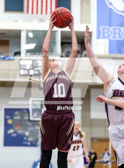 Thumbnail 1 in Maple Mountain vs Box Elder (UHSAA 4A Quarterfinal) photogallery.