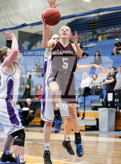 Thumbnail 2 in Maple Mountain vs Box Elder (UHSAA 4A Quarterfinal) photogallery.
