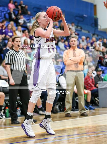Thumbnail 2 in Maple Mountain vs Box Elder (UHSAA 4A Quarterfinal) photogallery.