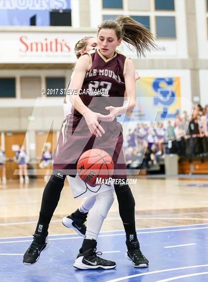 Thumbnail 1 in Maple Mountain vs Box Elder (UHSAA 4A Quarterfinal) photogallery.