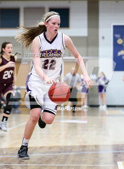 Thumbnail 1 in Maple Mountain vs Box Elder (UHSAA 4A Quarterfinal) photogallery.