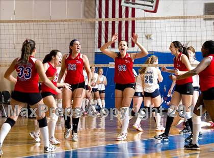 Thumbnail 2 in St. Francis Prep vs Archbishop Molloy photogallery.