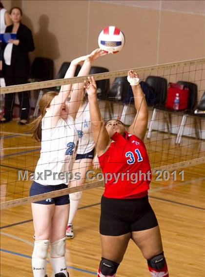 Thumbnail 2 in St. Francis Prep vs Archbishop Molloy photogallery.