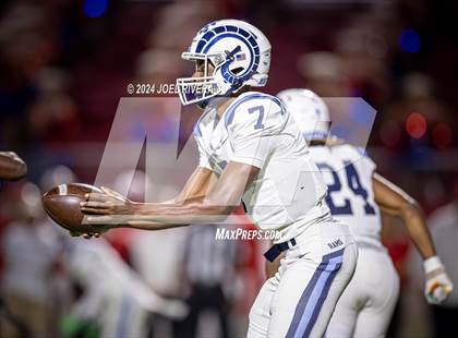 Thumbnail 1 in Alief Elsik vs. Katy (UIL Football 6A D1 Region III Bi-District Playoff) photogallery.