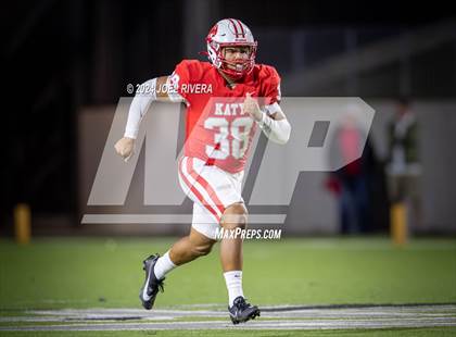 Thumbnail 2 in Alief Elsik vs. Katy (UIL Football 6A D1 Region III Bi-District Playoff) photogallery.