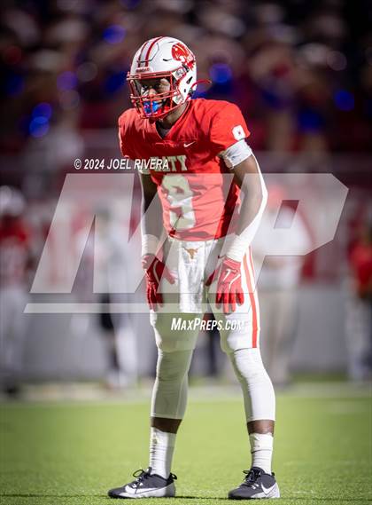 Thumbnail 1 in Alief Elsik vs. Katy (UIL Football 6A D1 Region III Bi-District Playoff) photogallery.