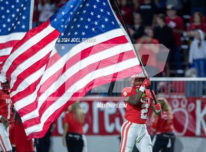 Thumbnail 1 in Alief Elsik vs. Katy (UIL Football 6A D1 Region III Bi-District Playoff) photogallery.