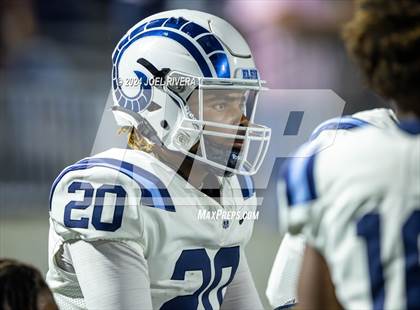 Thumbnail 1 in Alief Elsik vs. Katy (UIL Football 6A D1 Region III Bi-District Playoff) photogallery.