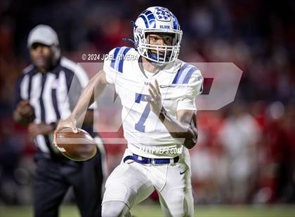 Thumbnail 2 in Alief Elsik vs. Katy (UIL Football 6A D1 Region III Bi-District Playoff) photogallery.