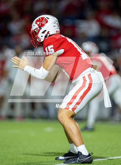 Thumbnail 3 in Alief Elsik vs. Katy (UIL Football 6A D1 Region III Bi-District Playoff) photogallery.