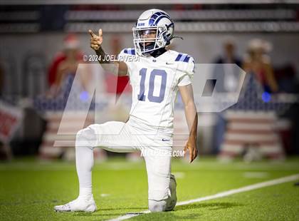 Thumbnail 3 in Alief Elsik vs. Katy (UIL Football 6A D1 Region III Bi-District Playoff) photogallery.